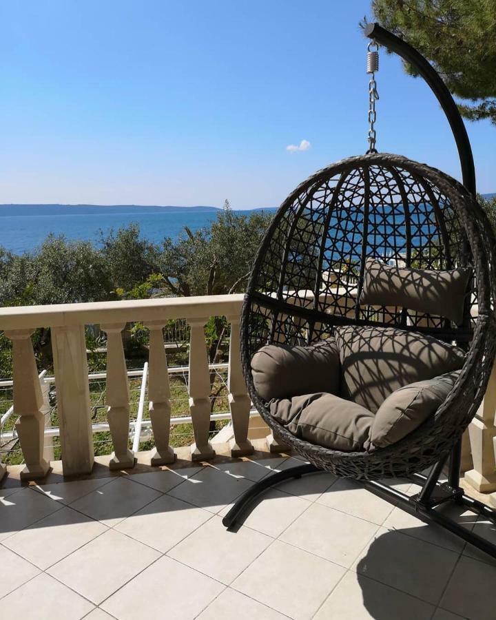 Luxury Seaside Villa With A Classic Mediterranean Olive Garden, A Fully Equipped Professional Kitchen, Pool, Sauna, Padle Boards And Canoe - Miolin Beach House 트로기르 외부 사진